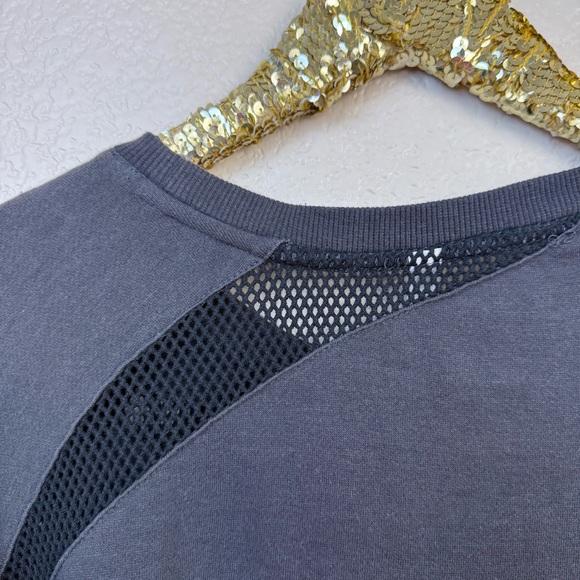 Fabletics • Agon Pullover - Picture 13 of 13